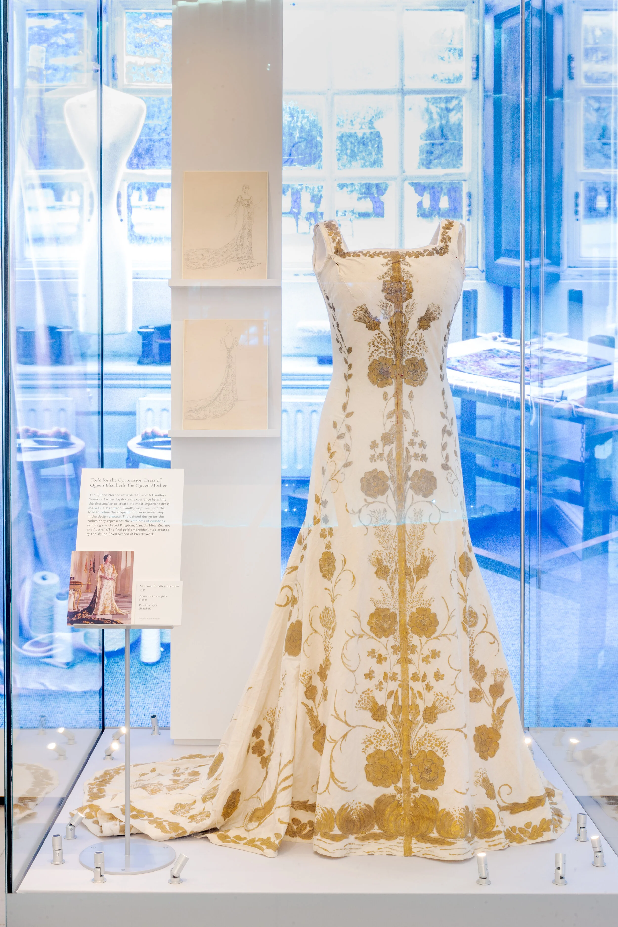 Palais royal evening 2024 dresses